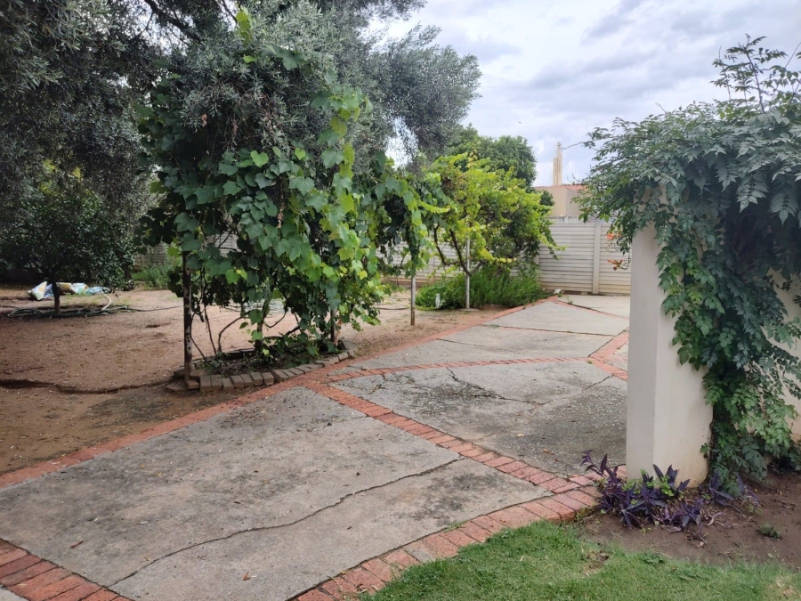 5 Bedroom Property for Sale in Virginia Free State
